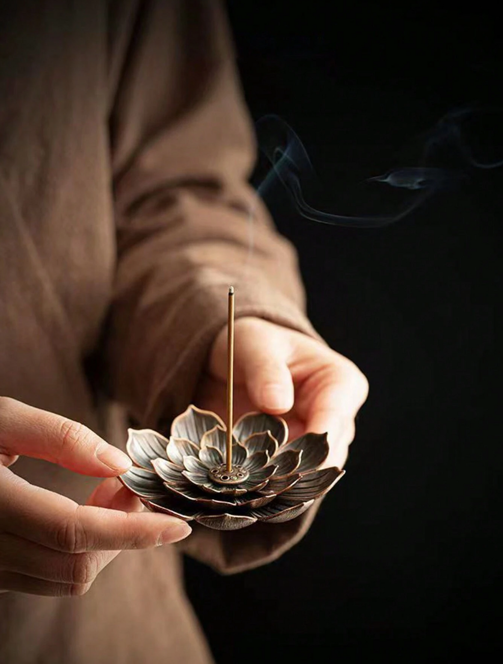 The Lotus Incense Holder