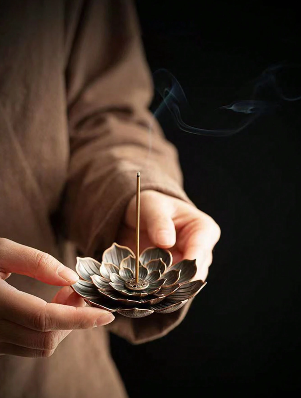 The Lotus Incense Holder