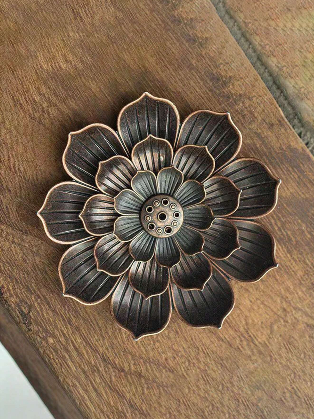 The Lotus Incense Holder