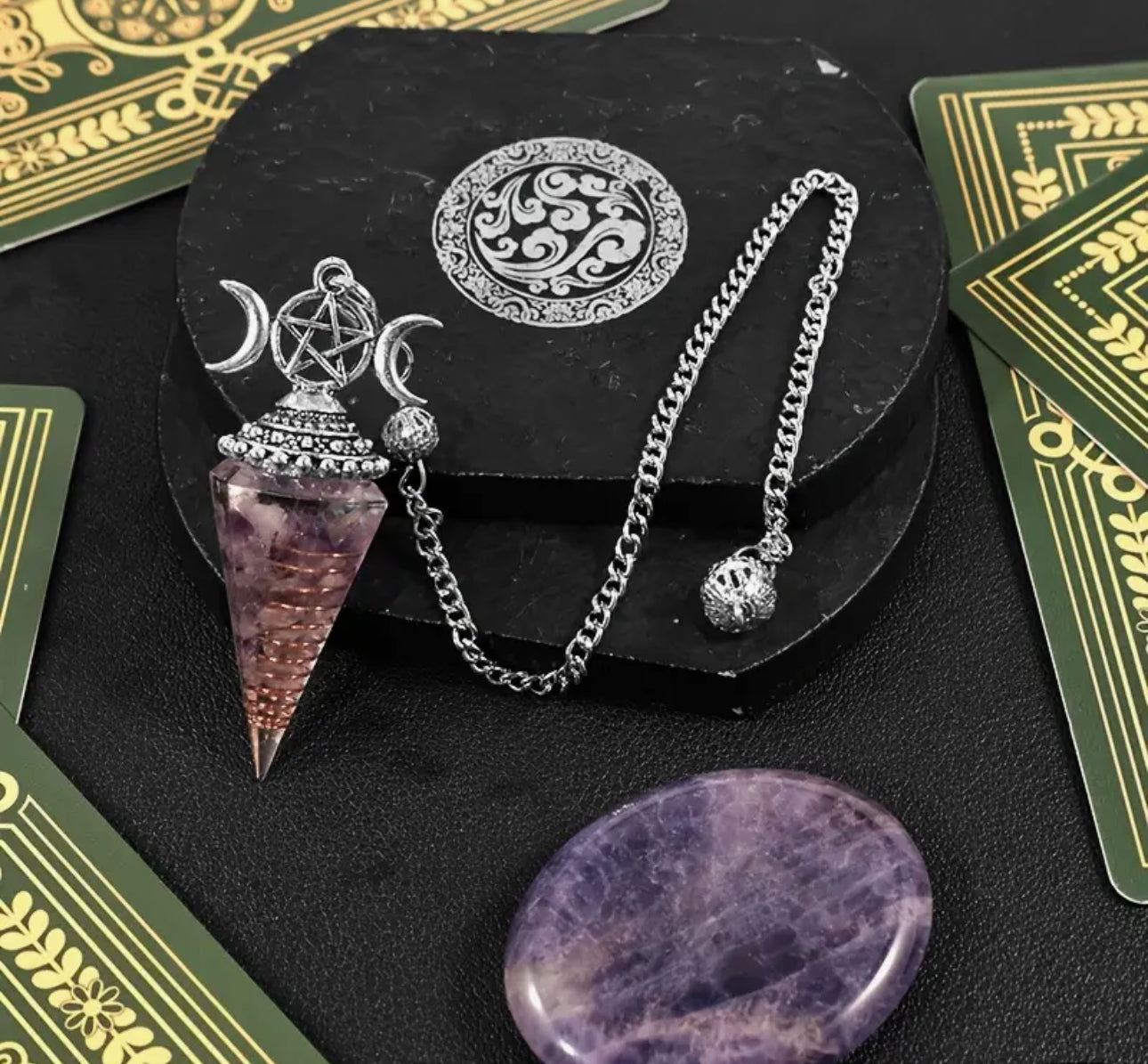 The Moonseer Pendulum